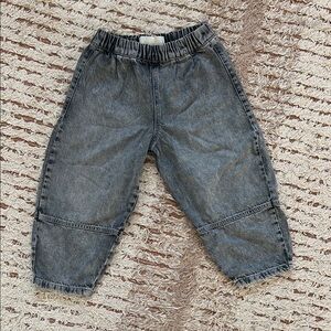 Zara Barrel Jeans NWT